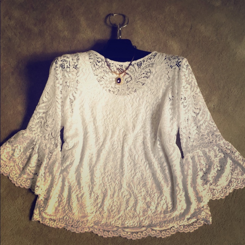 New ✨White Lace Top💋